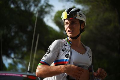 'More serious consequences than initially thought' – Further tests reveal Lotte Kopecky fractured a vertebra in crash