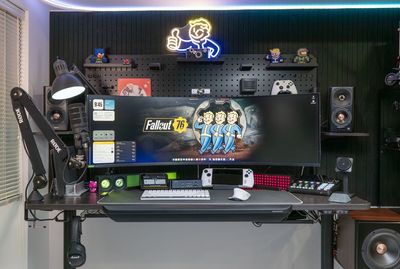 I spend all day editing videos and this $550 standing desk for gamers might be the best upgrade to my setup yet