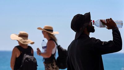 Europe faces billions in losses from summer heatwaves, droughts and floods, study warns