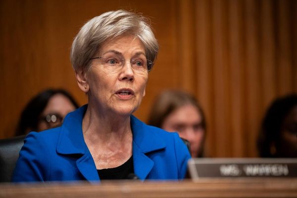 Elizabeth Warren introduces bill to ban employers from running credit reports in hiring