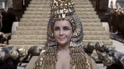 I Have To Give Elizabeth Taylor Props For Her Unapologetic Activism During The AIDS Epidemic In The '80s