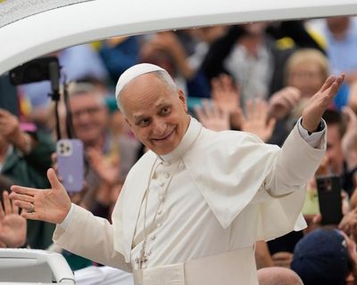 ‘We’re in big trouble’: pope concerned at Elon Musk’s trillion-dollar proposed pay