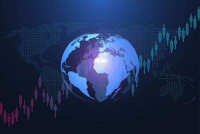 3 Hot Tech Stocks With Bullish Charts and Ample Upside