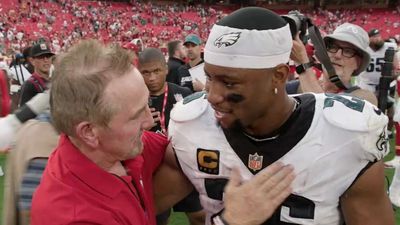 Chiefs DC Steve Spagnuolo Had Classy Message for Saquon Barkley After Eagles’ Win