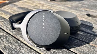 Quick! Save a small fortune on these balanced, detailed Beyerdynamic noise-cancelling headphones