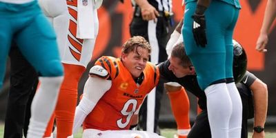 Bengals' Joe Burrow is out at least three months due to a turf toe injury