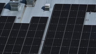 Push to take advantage of solar on big buildings