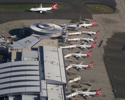 Australia news live: Sydney airport plans big expansion; social media giants given rules on how child ban must work