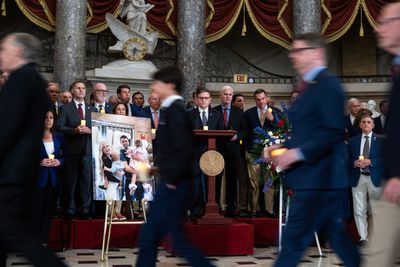 Capitol Lens | Capitol vigil - Roll Call
