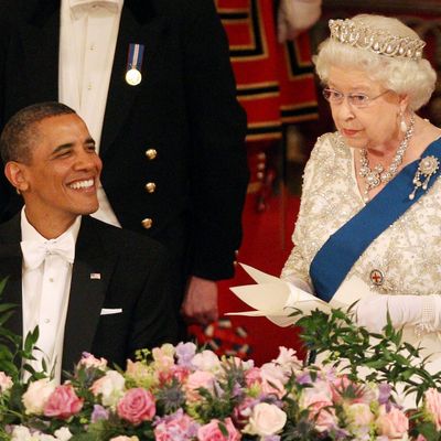Royal Expert Reveals Why a "Serious Row" Erupted When Queen Elizabeth Offered to Personally Greet Barack Obama in Windsor During U.K. Visit