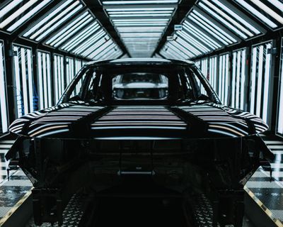 Jaguar Land Rover extends production shutdown after cyber-attack