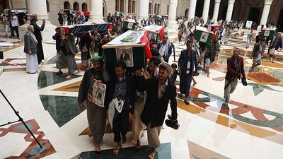 Hundreds attend funeral for Yemeni journalists killed in Israeli strikes on Sanaa