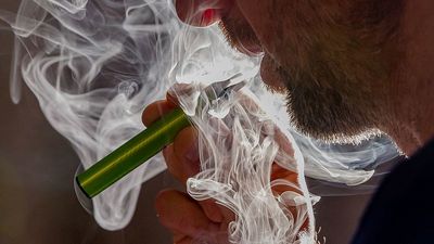Combining vaping and smoking may raise risk of diabetes and prediabetes, study finds