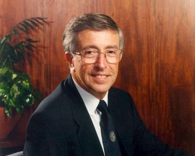 Sir David Davies obituary