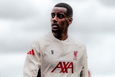 Arne Slot confirms Alexander Isak involvement for Atletico Madrid clash
