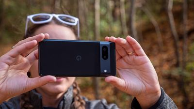 Pixel 7 and 7 Pro users report major battery swelling issues — Google’s support remains inconsistent
