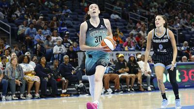 Liberty Coach Provides Injury Update on Breanna Stewart Before Second Playoff Game
