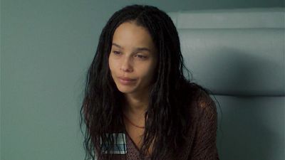 Zoë Kravitz Knows Fashion Mags Love To Praise Her Looks, But Talks Walking Around ‘With Her Fly Open’