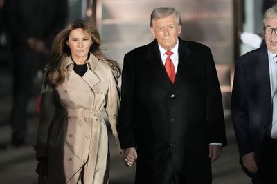 Trump lands in UK for second state visit