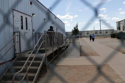 Reports of children fighting for water at Texas detention facility for immigrant families