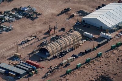 Migrants were locked up in temporary detention facility at Fort Bliss despite 60 violations of federal standards, inspectors find