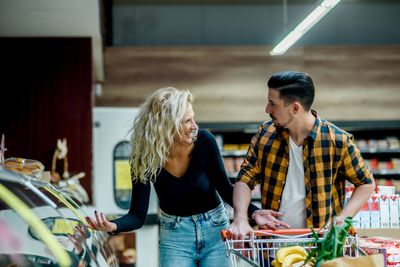 What Happens When You Shop Hungry vs. When You Shop Full