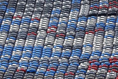 Japan's exports to the US continue to fall, hit by Trump's tariffs