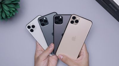 iOS 26 Update Faces Backlash Over 'Red Clock' Issue, Liquid Glass Design