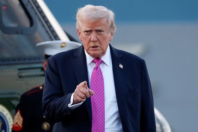 Trump’s attacks on the Fed are hurting the dollar and driving up the price of gold