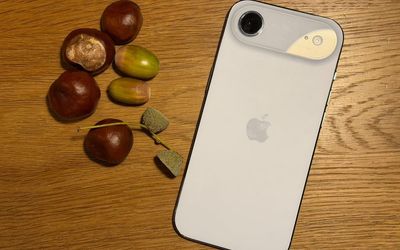I'm a tech expert, and the new iPhone Air blew me away with its barely there weight and full performance power
