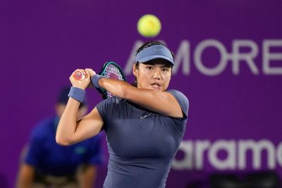 Emma Raducanu overcomes weather delays to make winning start at Korea Open