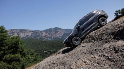 The Porsche Cayenne EV Skipped An Entire Prototype Stage Thanks To AI