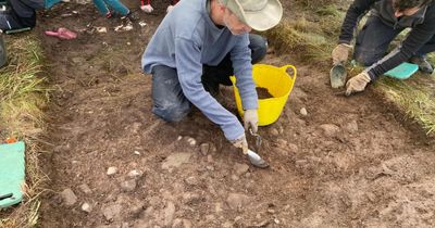 Hundreds of artefacts 'unexpectedly found' in hunt for William Wallace’s camp