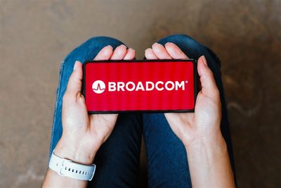 Broadcom Hits Record High After CEO Hock Tan AI Pay Package
