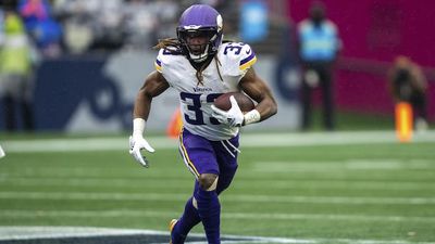 Vikings sign Cam Akers after Aaron Jones suffered a hamstring injury
