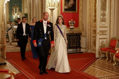 Kate stuns in gold evening coat at Donald Trump’s lavish state banquet