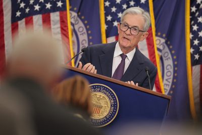 Jerome Powell warns there's 'no risk-free path' to avoid stagflation: 'We have a situation where we have two-sided risk'