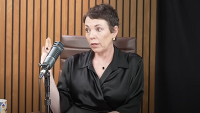 Olivia Colman Doesn't Like Filming Sex Scenes, But Shares How One Direction From An Intimacy Coordinator Made All The Difference