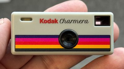 This retro compact camera has less than 2MP, but it’s already sold out. Fans are already obsessed with the new $30 Kodak Charmera