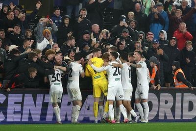 Swansea produce stoppage-time fightback to stun Nottingham Forest in Carabao Cup