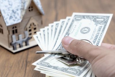 Cash vs. Mortgage: How to Pay for Your Second Home