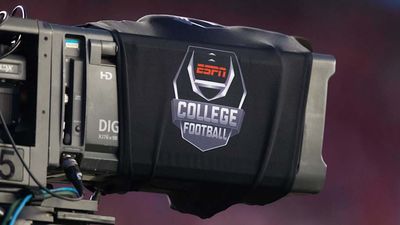 ESPN Executive Won't Shut the Door on Working With Fox on College Football 'RedZone'
