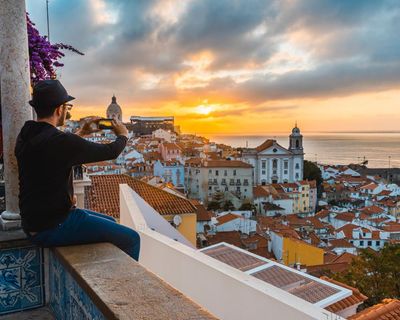 Why are so many Americans moving to Portugal? Apart from the obvious reason …