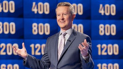 Turns Out Old Jeopardy! Episodes Don't Age So Hot, But Ken Jennings Has No Problem Roasting Himself