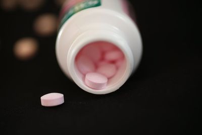 Common drug found to dramatically cut odds of gut cancer return
