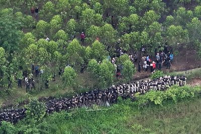 Border tensions flare up again after Thai forces clash with Cambodian villagers
