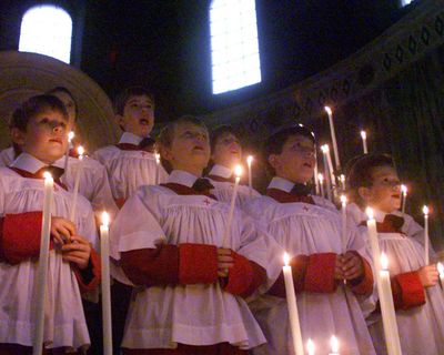 Thursday news quiz: stranded punters, ice-cream quitters and a very naughty choir