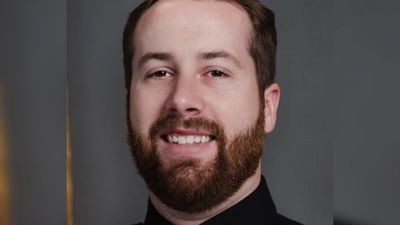 Ex Oregon cop solicits sexual favors from woman post her car crash, gets slap-on-wrist sentencing
