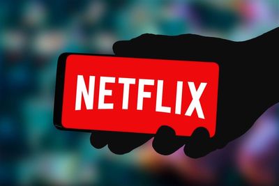 Is Netflix's Ad Deal With Amazon the Catalyst for a New Uptrend?
