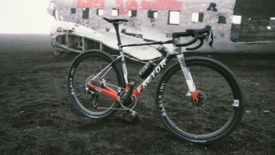 Factor's new Aluto gravel bike aims to be the jack of all trades, and it's got one feature I absolutely love